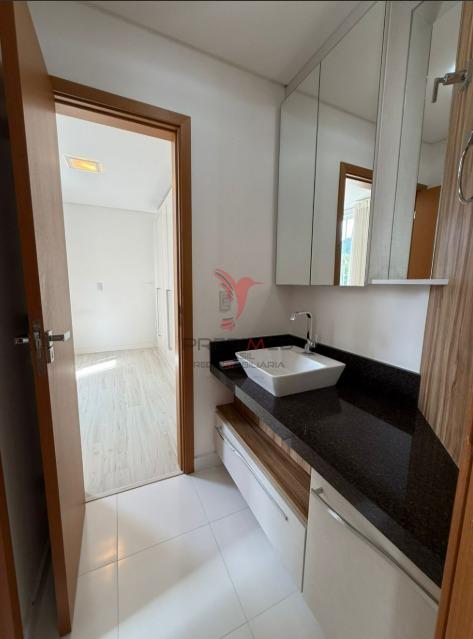 Apartamento de 3 Quartos, semi mobilado, 2 Vagas de Garagem,centro de Jaragu&aacute; Rua Júlio Tavares da Cunha Mello Jaraguá do Sul - 