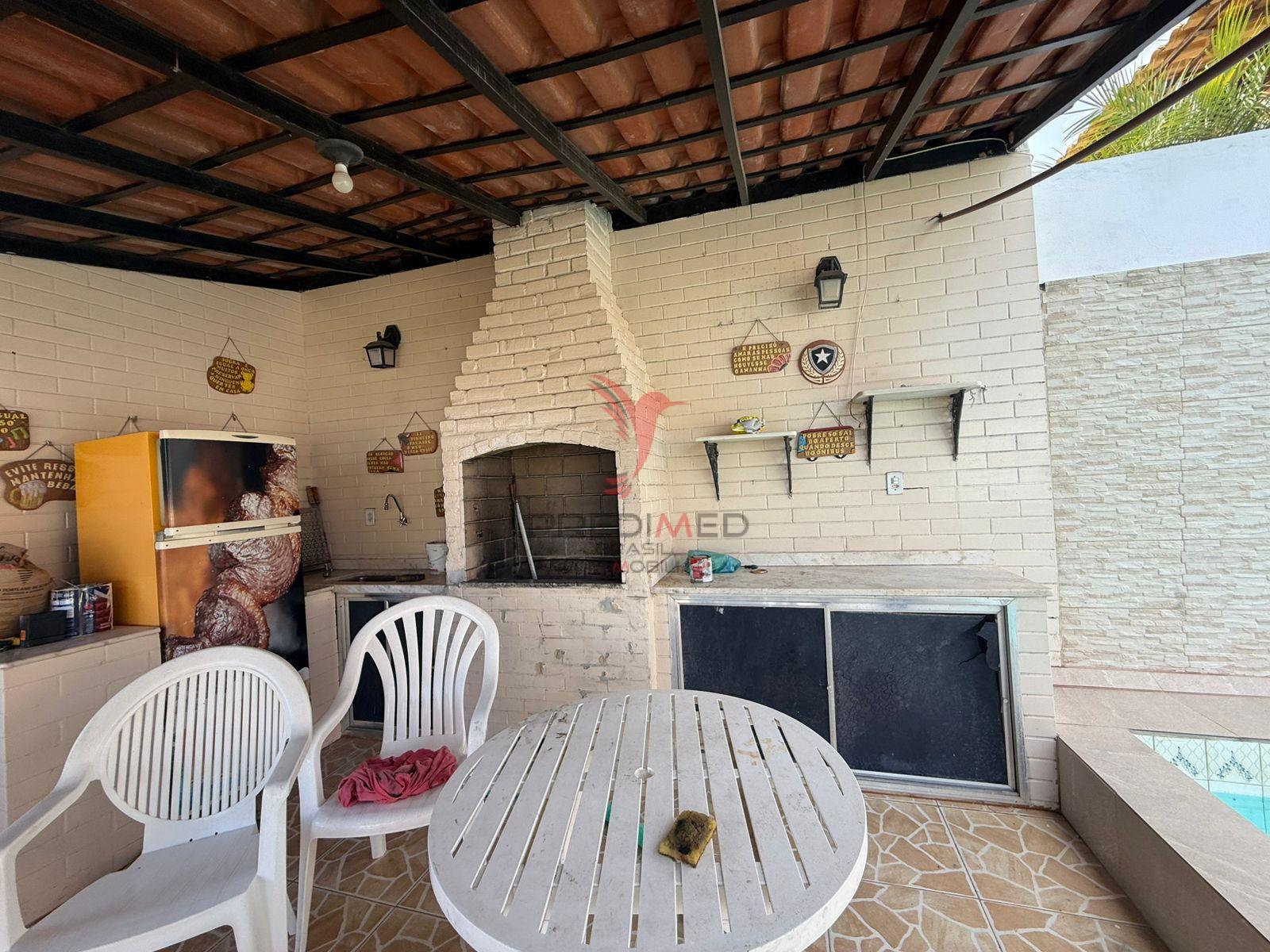 Excelente casa com Piscina e Campo de futebol por apenas R$ 380 MIL - Aceitamos financiame Rua Marília Marques Iguaba Grande - 