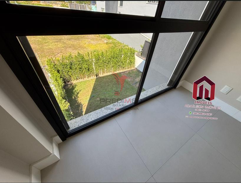 CASA 3 DORM UM SUITE NO GARDEN CONDOMINIO CLUBE EM BIGUA&Ccedil;U SC Brasil Avenida Deltaville Biguaçu - 