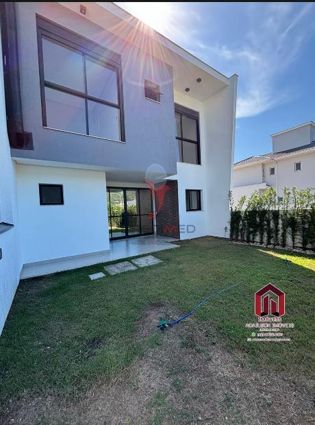 CASA 3 DORM UM SUITE NO GARDEN CONDOMINIO CLUBE EM BIGUA&Ccedil;U SC Brasil Avenida Deltaville Biguaçu - 