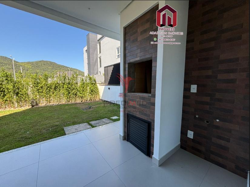 CASA 3 DORM UM SUITE NO GARDEN CONDOMINIO CLUBE EM BIGUA&Ccedil;U SC Brasil Avenida Deltaville Biguaçu - 