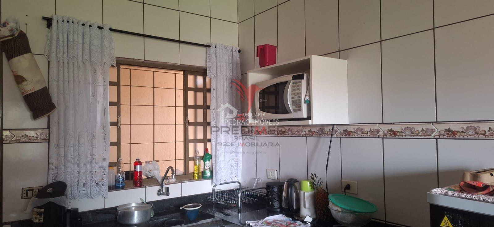 Casa de 2 quartos, 177m&sup2; no bairro Jardim Santa L&uacute;cia, em Len&ccedil;&oacute;is Paulista  Lençóis Paulista - 