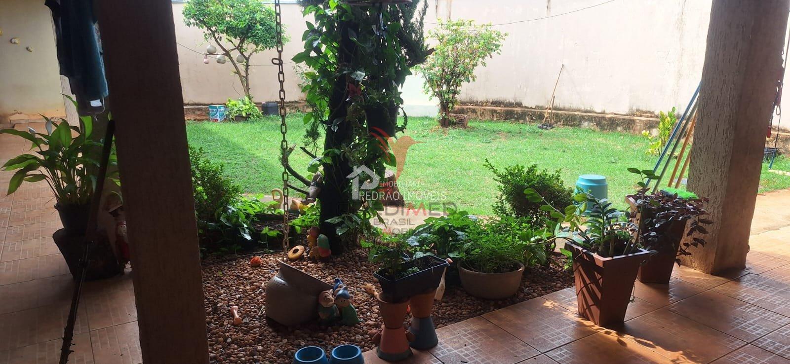 Casa de 2 quartos, 177m&sup2; no bairro Jardim Santa L&uacute;cia, em Len&ccedil;&oacute;is Paulista  Lençóis Paulista - 