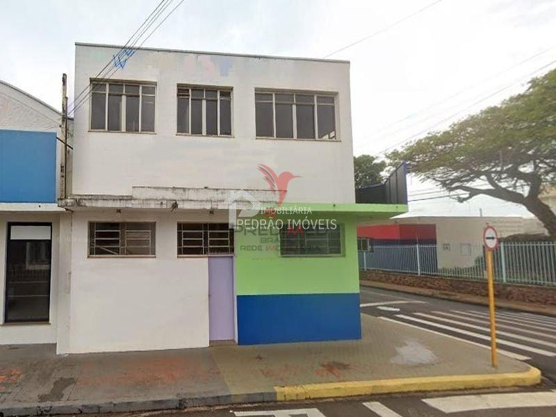 Loja / Sal&atilde;o / Ponto Comercial de 484m&sup2; no bairro Centro, em Len&ccedil;&oacute;is Paulista  Lençóis Paulista - 