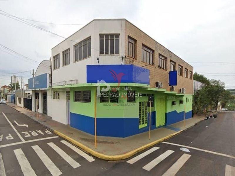 Loja / Sal&atilde;o / Ponto Comercial de 484m&sup2; no bairro Centro, em Len&ccedil;&oacute;is Paulista  Lençóis Paulista - 