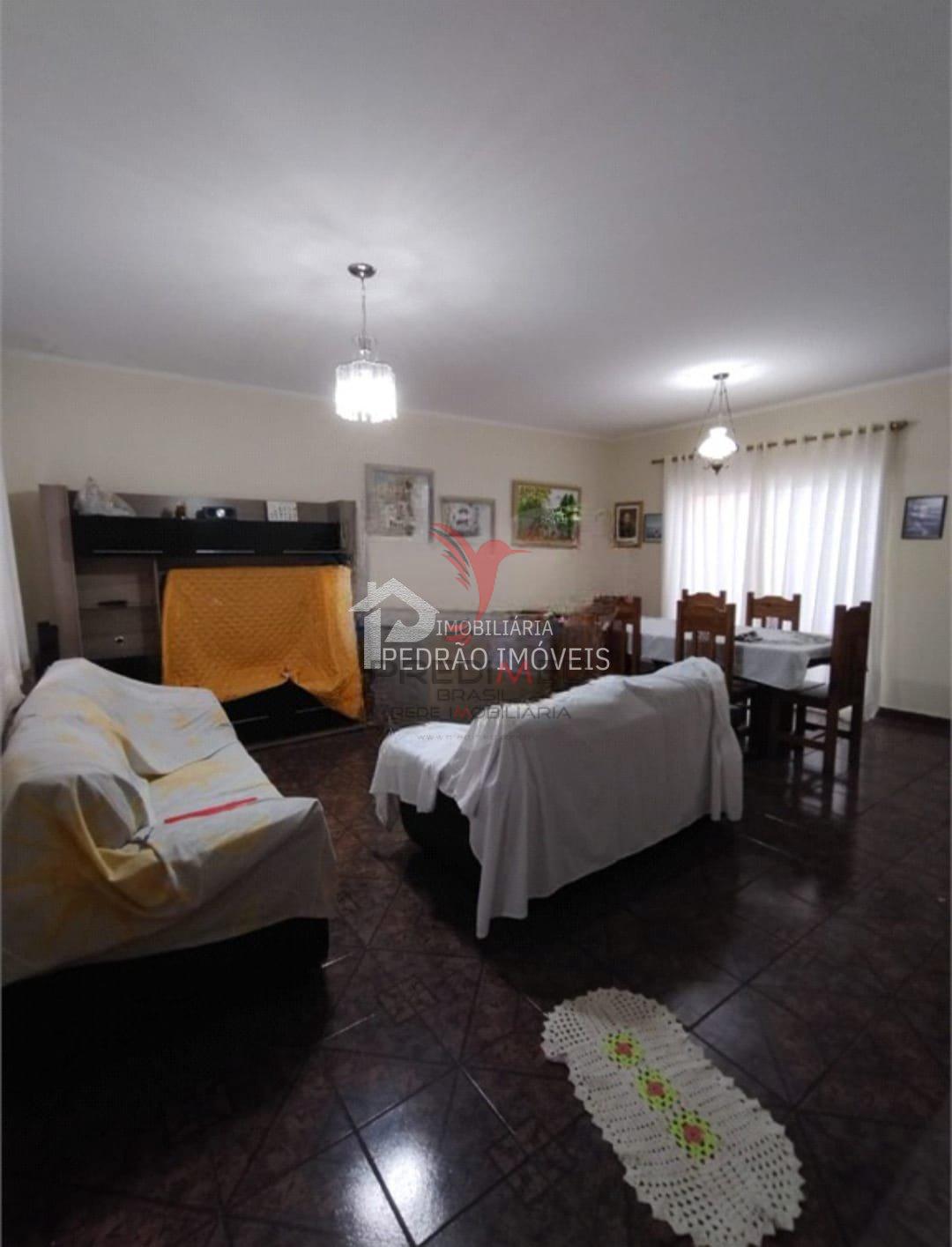 Casa de 4 quartos, 177m&sup2; no bairro Jardim Village, em Len&ccedil;&oacute;is Paulista  Lençóis Paulista - 