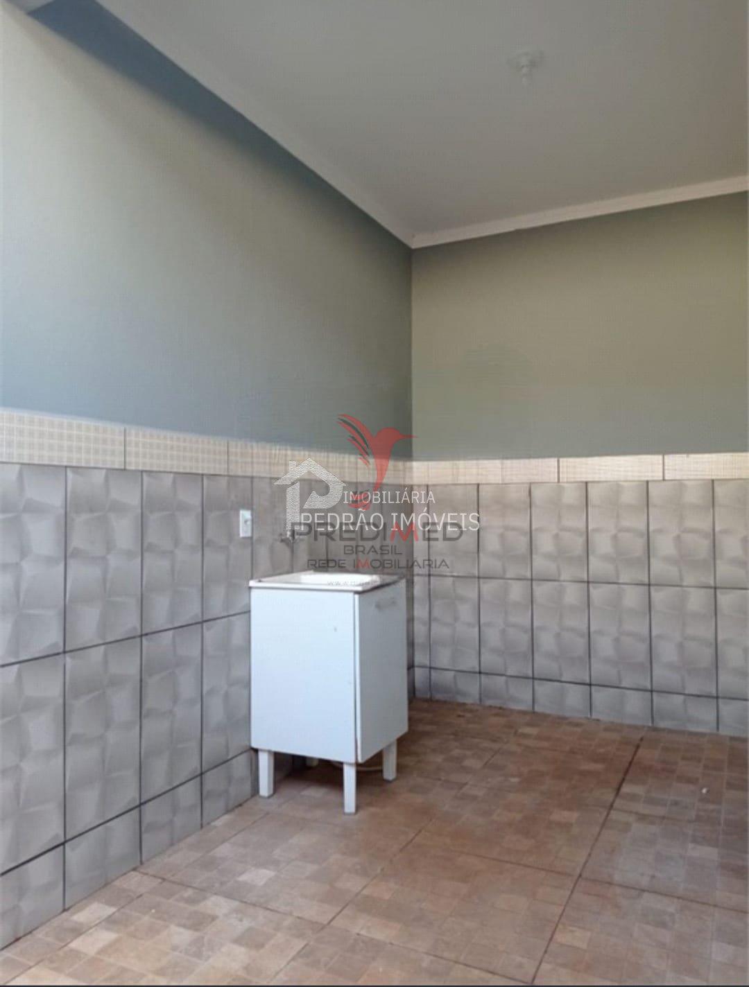 Casa de 2 quartos, 186m&sup2; no bairro Jardim Maria Luiza Iv, em Len&ccedil;&oacute;is Paulista  Lençóis Paulista - 