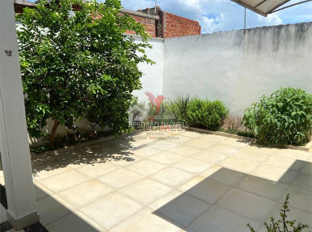 Casa de 3 quartos, 138m&sup2; no bairro Jardim Maria Luiza Iv, em Len&ccedil;&oacute;is Paulista  Lençóis Paulista - 