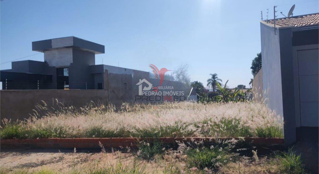 Lote/Terreno de 425m&sup2; no bairro Jardim Itamaraty, em Len&ccedil;&oacute;is Paulista  Lençóis Paulista - 