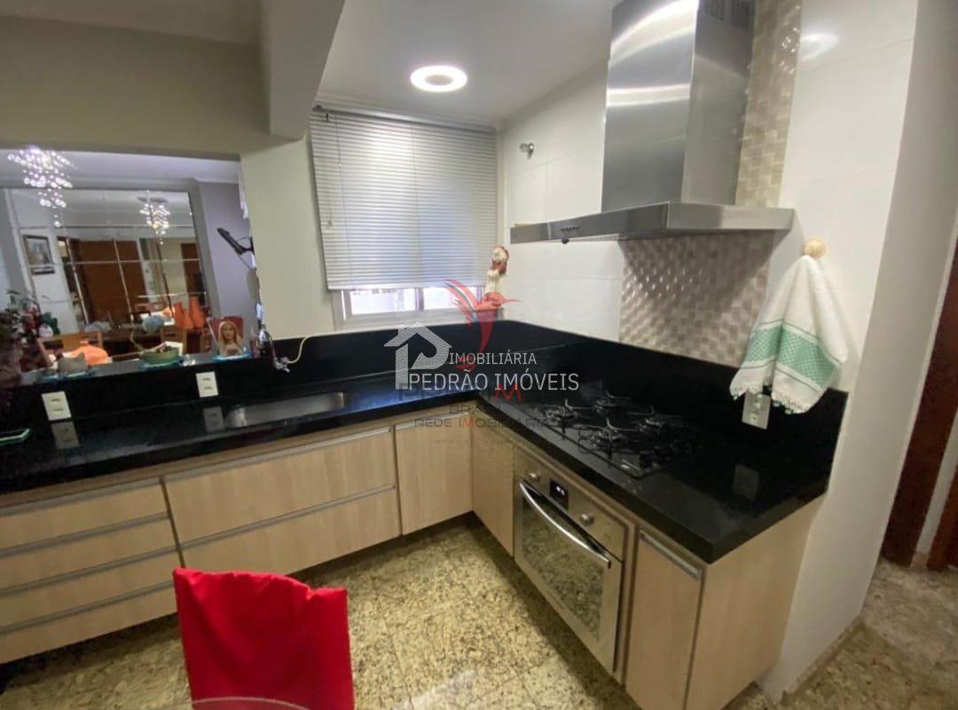 Apartamento de 3 quartos, 173m&sup2; no bairro Centro, em Len&ccedil;&oacute;is Paulista  Lençóis Paulista - 
