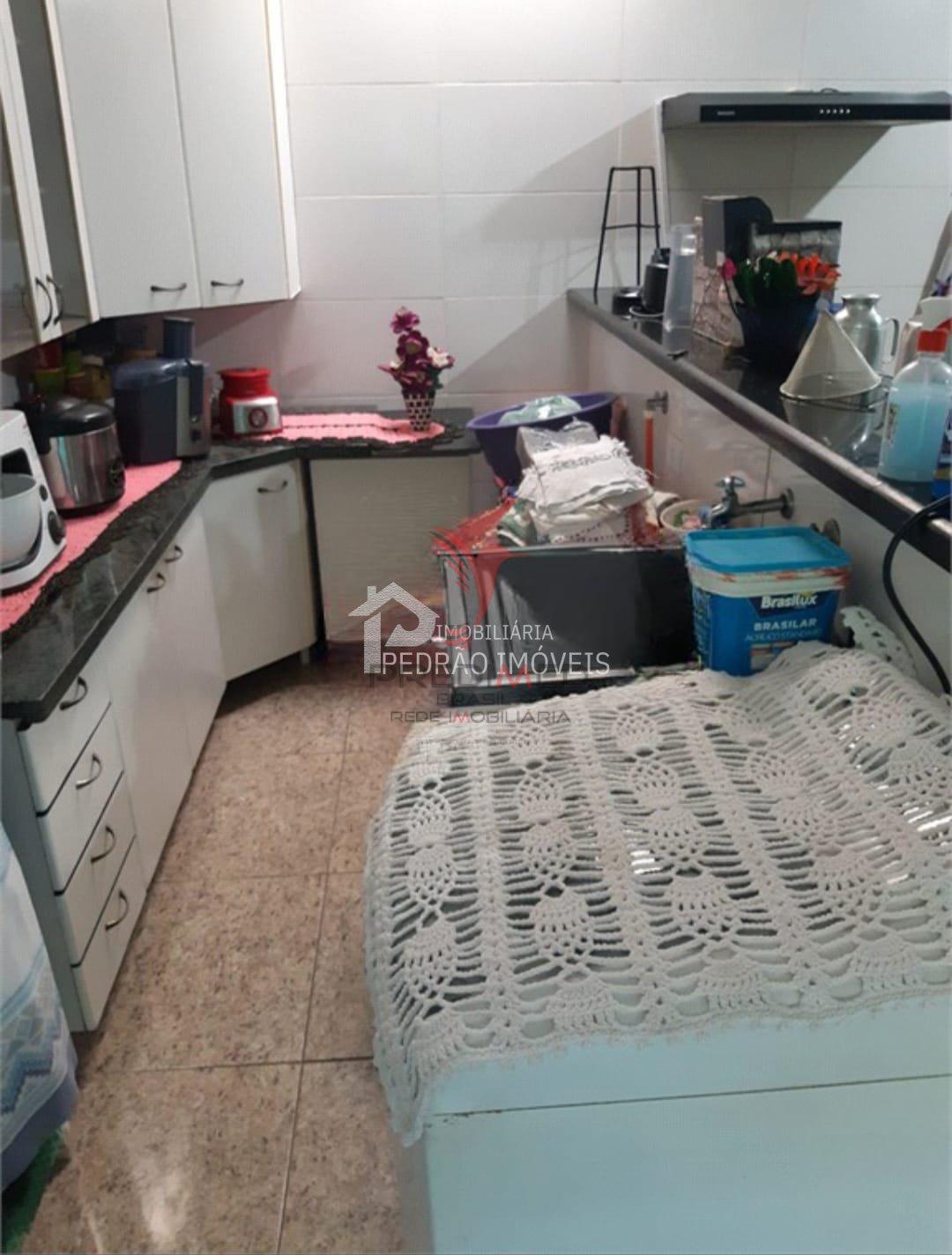 Sobrado de 3 quartos, 196m&sup2; no bairro Jardim Maria Luiza Ii, em Len&ccedil;&oacute;is Paulista  Lençóis Paulista - 