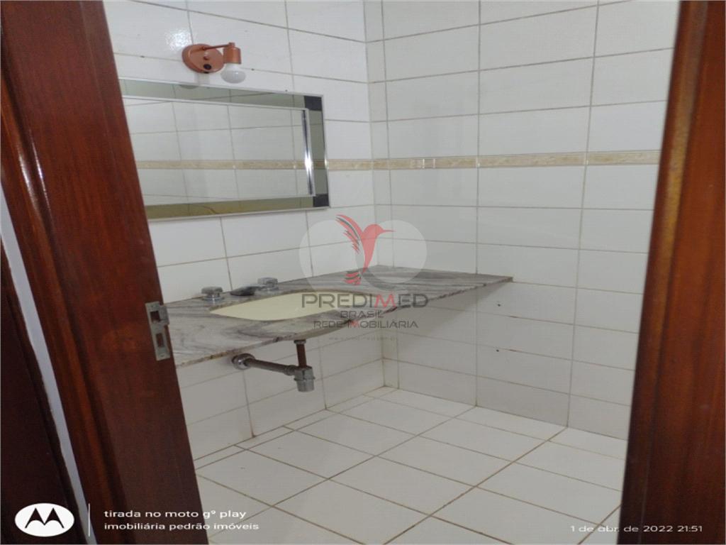 Casa de 2 quartos, 200m&sup2; no bairro Vila Marimbondo, em Len&ccedil;&oacute;is Paulista  Lençóis Paulista - 