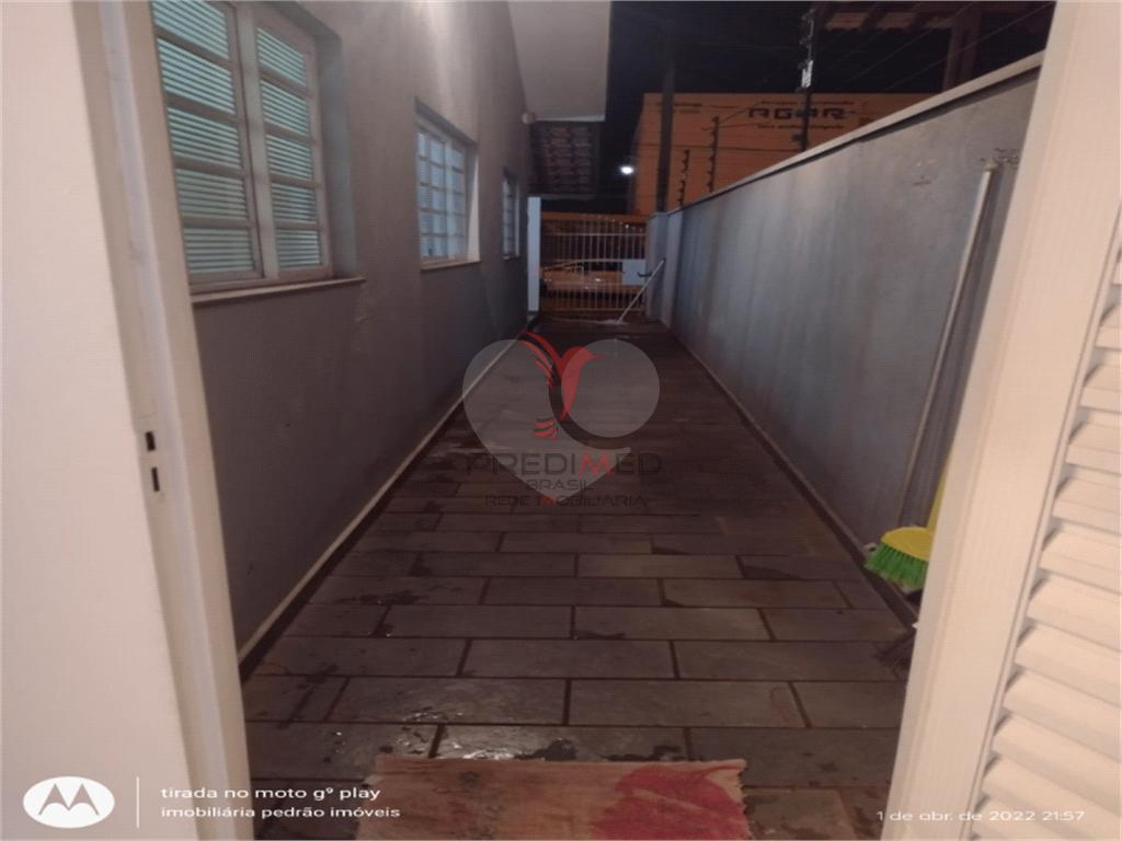 Casa de 2 quartos, 200m&sup2; no bairro Vila Marimbondo, em Len&ccedil;&oacute;is Paulista  Lençóis Paulista - 