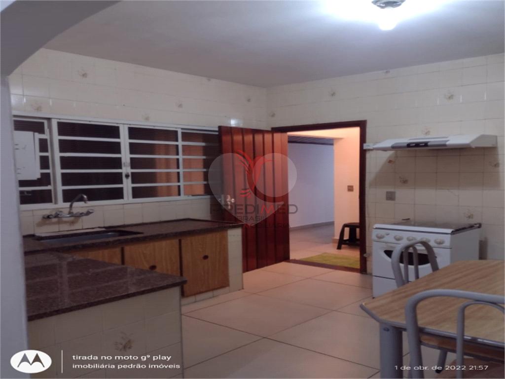 Casa de 2 quartos, 200m&sup2; no bairro Vila Marimbondo, em Len&ccedil;&oacute;is Paulista  Lençóis Paulista - 