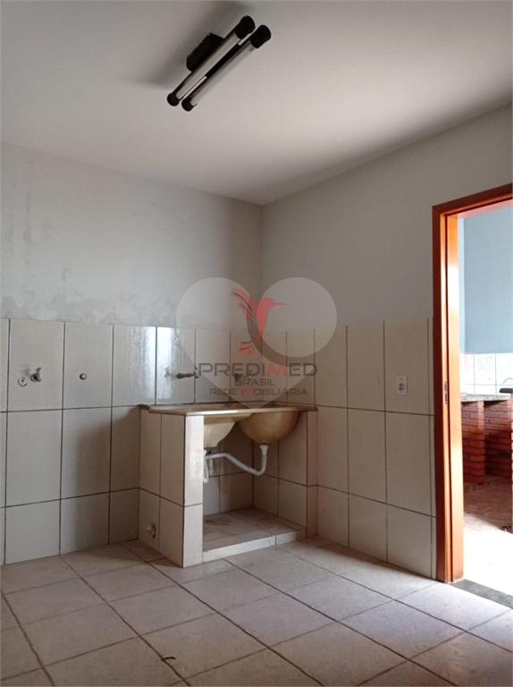 Casa de 1 quarto, 137m&sup2; no bairro Vila S&atilde;o Judas Tadeu, em Len&ccedil;&oacute;is Paulista  Lençóis Paulista - 