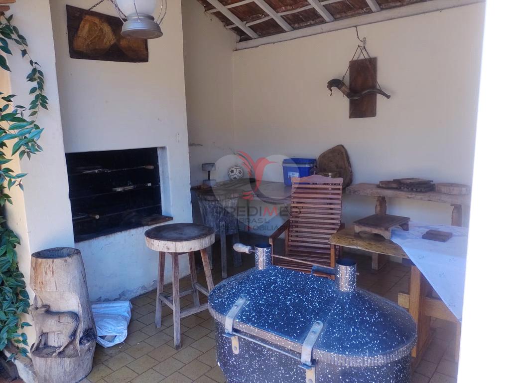 Casa de 3 quartos, 213m&sup2; no bairro Jardim Panorama, em Macatuba  MACATUBA - 