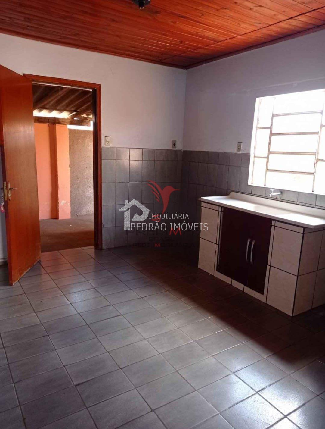 Casa de 2 quartos, 150m&sup2; no bairro Vila Irer&ecirc;, em Len&ccedil;&oacute;is Paulista  Lençóis Paulista - 