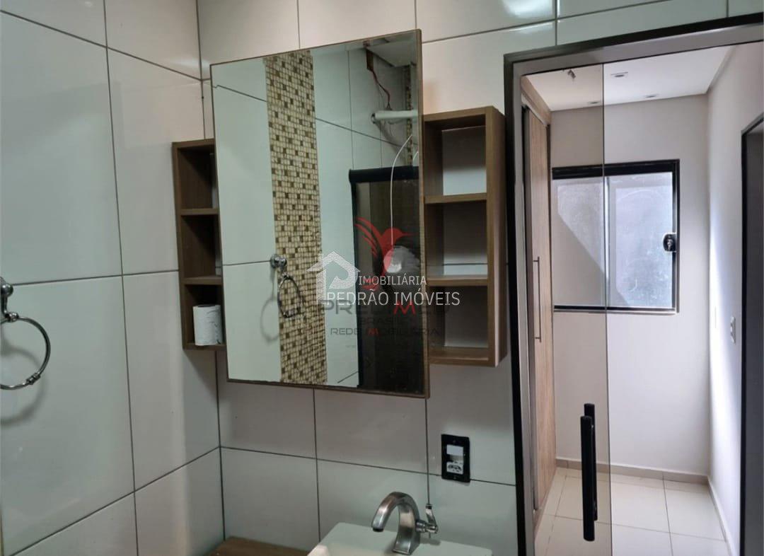 Casa de 2 quartos, 213m&sup2; no bairro N&uacute;cleo Habitacional Jardim Bocayuva, em Macatuba  MACATUBA - 