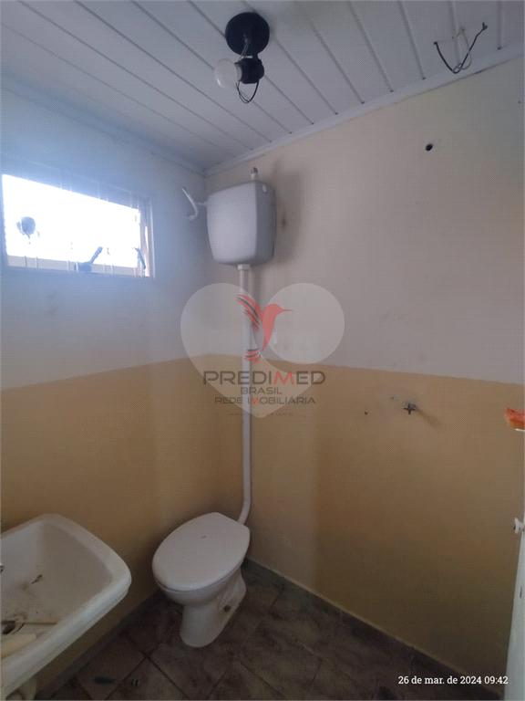 Casa de 3 quartos, 135m&sup2; no bairro N&uacute;cleo Habitacional Bela Vista Ii, em Len&ccedil;&oacute;is Paulista  Lençóis Paulista - 