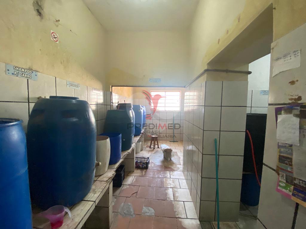 Loja / Sal&atilde;o / Ponto Comercial de 244m&sup2; no bairro Jardim Alvorada, em Len&ccedil;&oacute;is Paulista  Lençóis Paulista - 