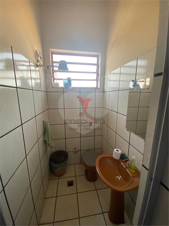 Loja / Sal&atilde;o / Ponto Comercial de 244m&sup2; no bairro Jardim Alvorada, em Len&ccedil;&oacute;is Paulista  Lençóis Paulista - 