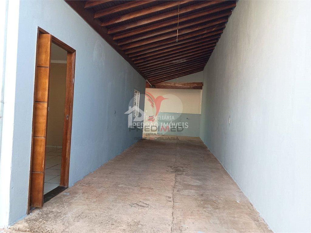 Casa de 2 quartos, 138m&sup2; no bairro Jardim Do Caju I, em Len&ccedil;&oacute;is Paulista  Lençóis Paulista - 