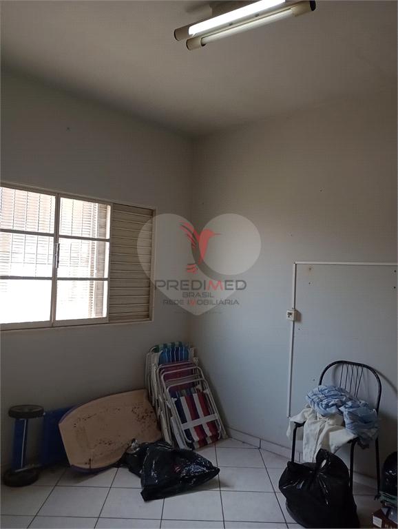 Casa de 3 quartos, 260m&sup2; no bairro Jardim Morumbi, em Len&ccedil;&oacute;is Paulista  Lençóis Paulista - 