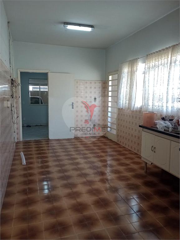 Casa de 3 quartos, 260m&sup2; no bairro Jardim Morumbi, em Len&ccedil;&oacute;is Paulista  Lençóis Paulista - 