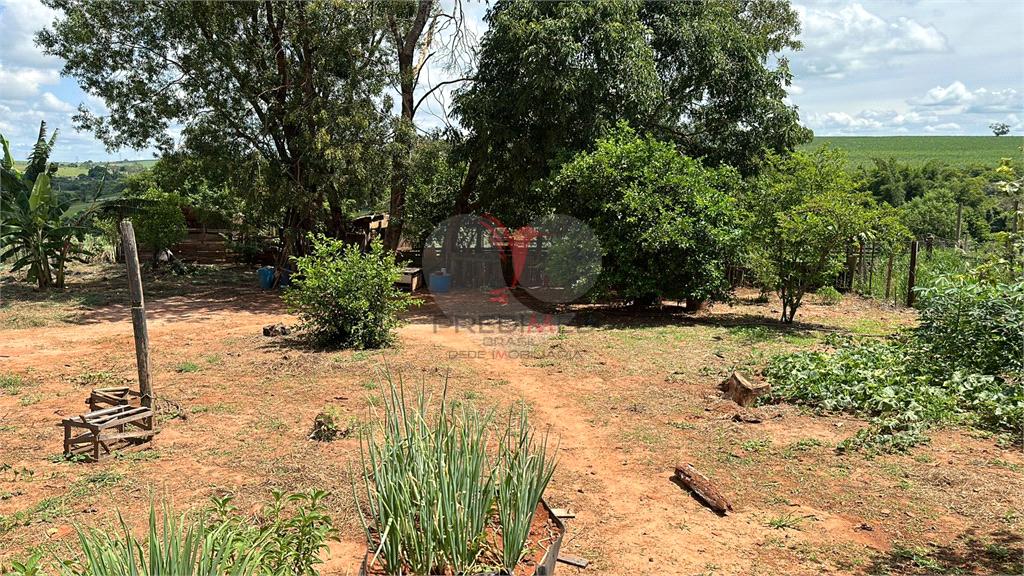 Fazenda/S&iacute;tios/Ch&aacute;caras de 3 quartos, 137m&sup2; no bairro &Aacute;guas Claras, em Iacanga  IACANGA - 