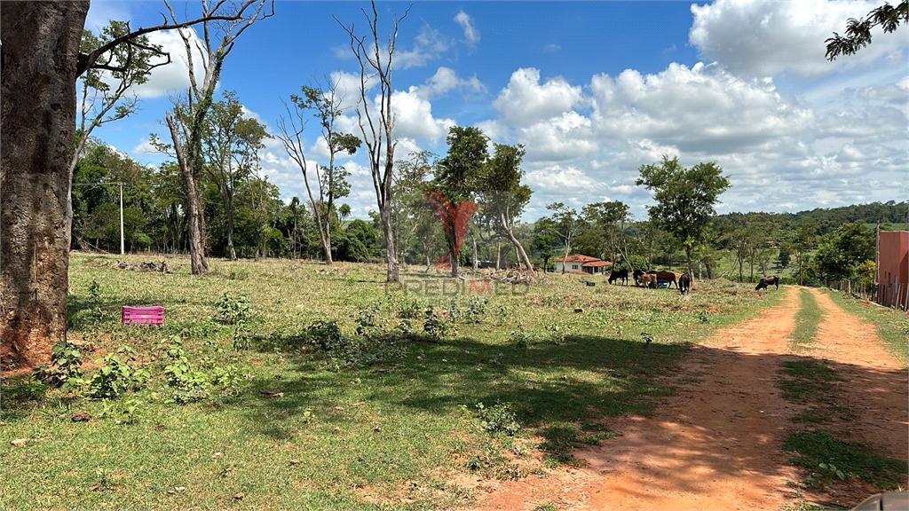 Fazenda/S&iacute;tios/Ch&aacute;caras de 3 quartos, 137m&sup2; no bairro &Aacute;guas Claras, em Iacanga  IACANGA - 