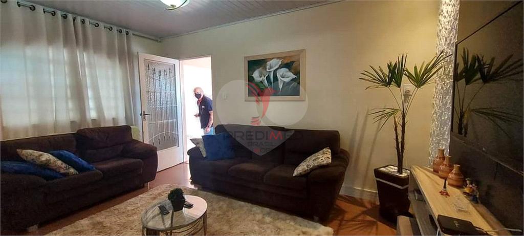 Casa de 2 quartos, 130m&sup2; no bairro Vila Nova Santa Luzia, em Bauru  Bauru - 