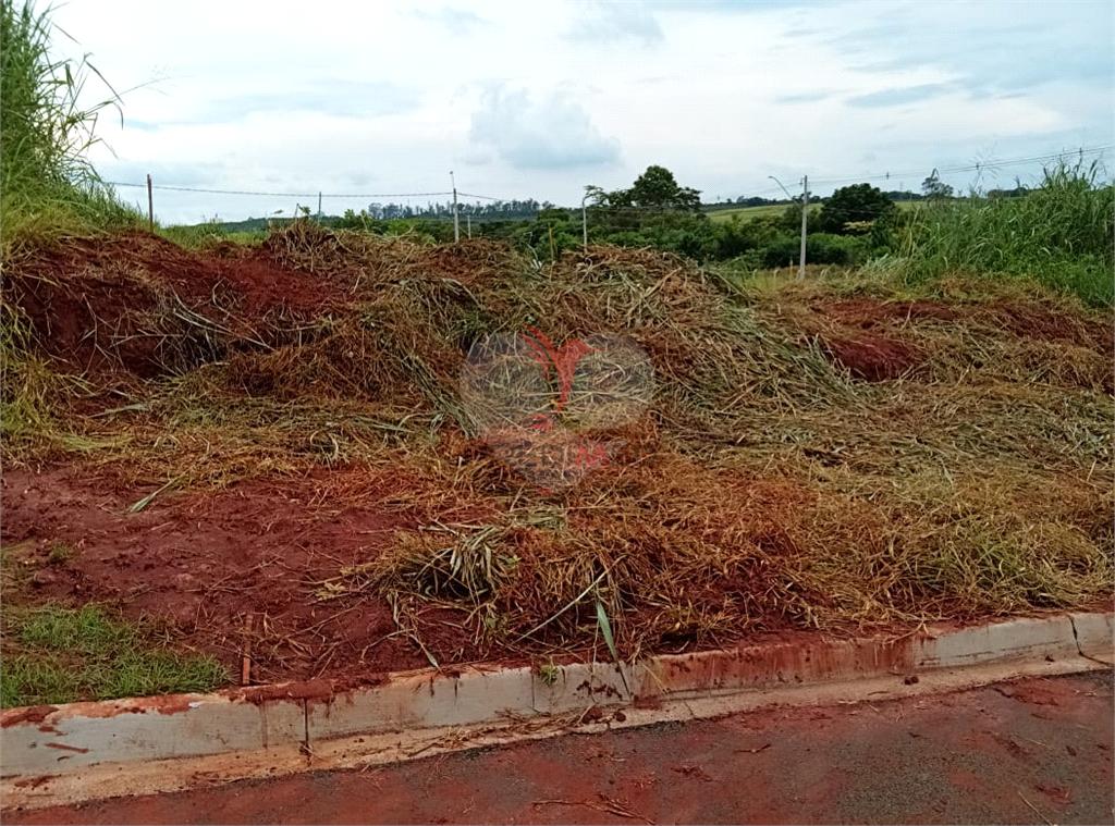 Lote/Terreno de 300m&sup2; no bairro Residencial Villacitt&aacute;, em Len&ccedil;&oacute;is Paulista  Lençóis Paulista - 