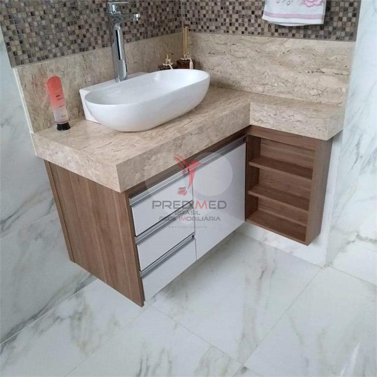 Casa de 3 quartos, 155m&sup2; no bairro Jardim Planalto, em Len&ccedil;&oacute;is Paulista  Lençóis Paulista - 