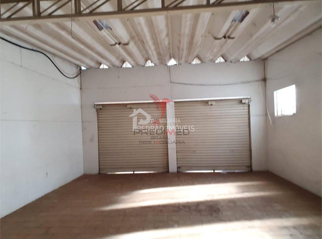 Loja / Sal&atilde;o / Ponto Comercial de 230m&sup2; no bairro Centro, em Botucatu  Botucatu - 