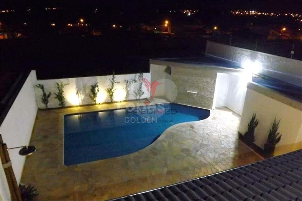 Casa de 3 quartos, 250m&sup2; no bairro Loteamento Porto Seguro, em Avar&eacute;  Avaré - 