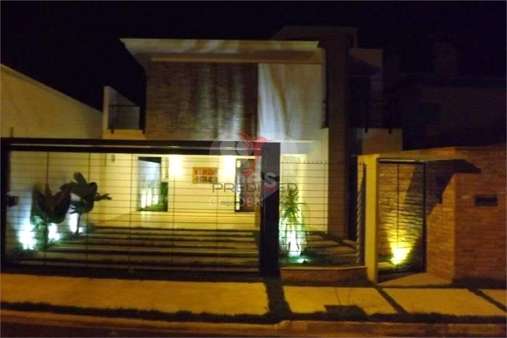 Casa de 3 quartos, 250m&sup2; no bairro Loteamento Porto Seguro, em Avar&eacute;  Avaré - 