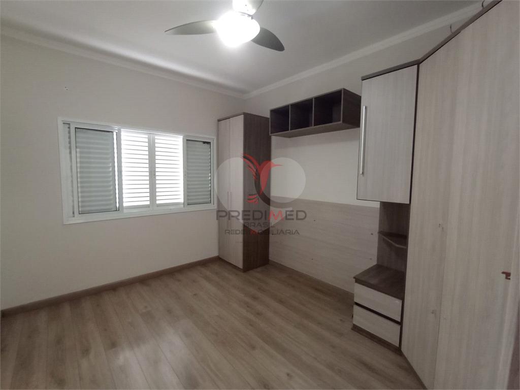 Casa de 4 quartos, 249m&sup2; no bairro Vila Antonieta I, em Len&ccedil;&oacute;is Paulista  Lençóis Paulista - 