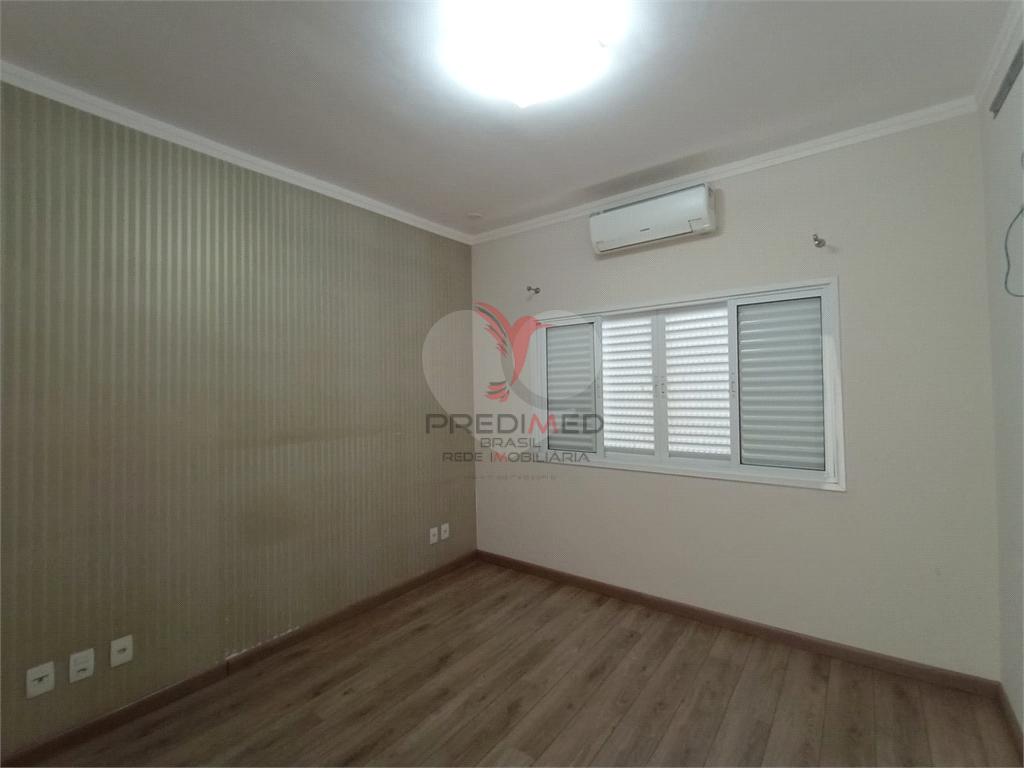 Casa de 4 quartos, 249m&sup2; no bairro Vila Antonieta I, em Len&ccedil;&oacute;is Paulista  Lençóis Paulista - 