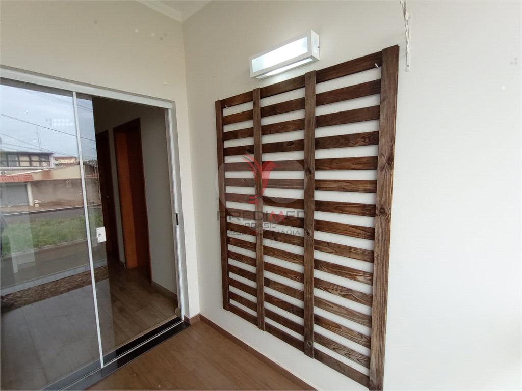 Casa de 4 quartos, 249m&sup2; no bairro Vila Antonieta I, em Len&ccedil;&oacute;is Paulista  Lençóis Paulista - 