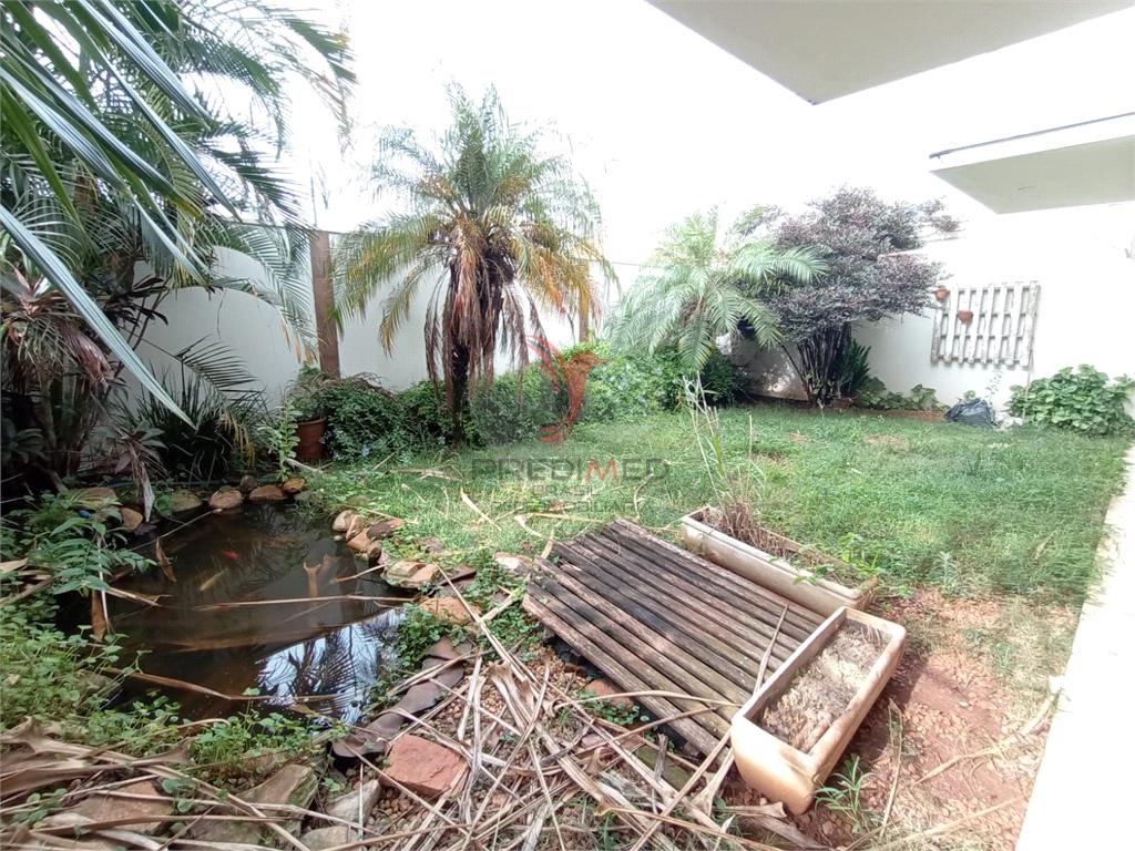 Casa de 4 quartos, 249m&sup2; no bairro Vila Antonieta I, em Len&ccedil;&oacute;is Paulista  Lençóis Paulista - 