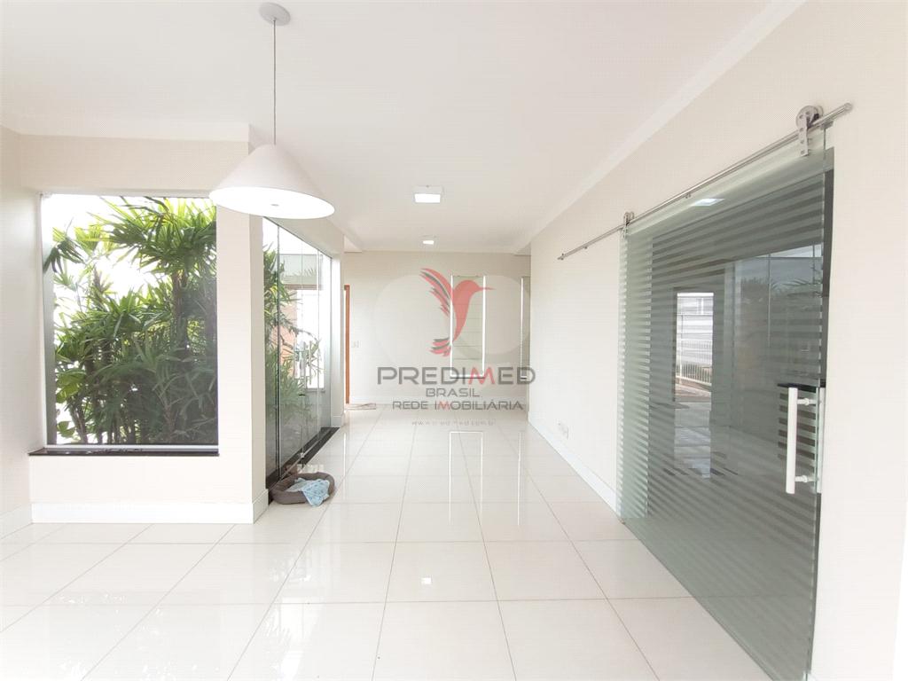 Casa de 4 quartos, 249m&sup2; no bairro Vila Antonieta I, em Len&ccedil;&oacute;is Paulista  Lençóis Paulista - 