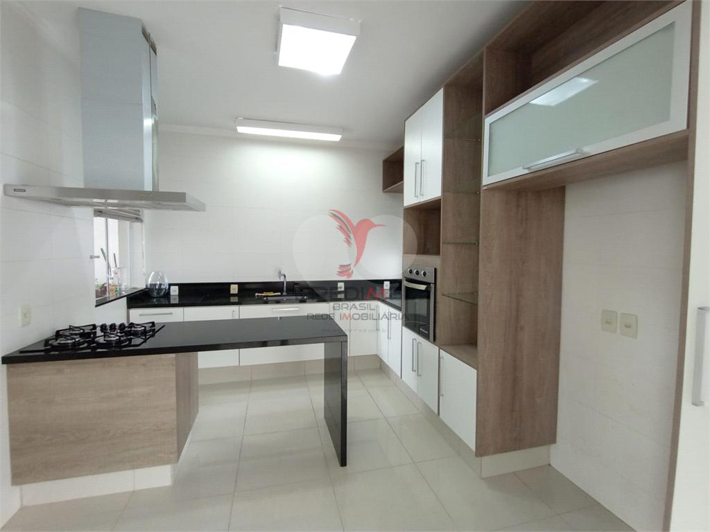 Casa de 4 quartos, 249m&sup2; no bairro Vila Antonieta I, em Len&ccedil;&oacute;is Paulista  Lençóis Paulista - 