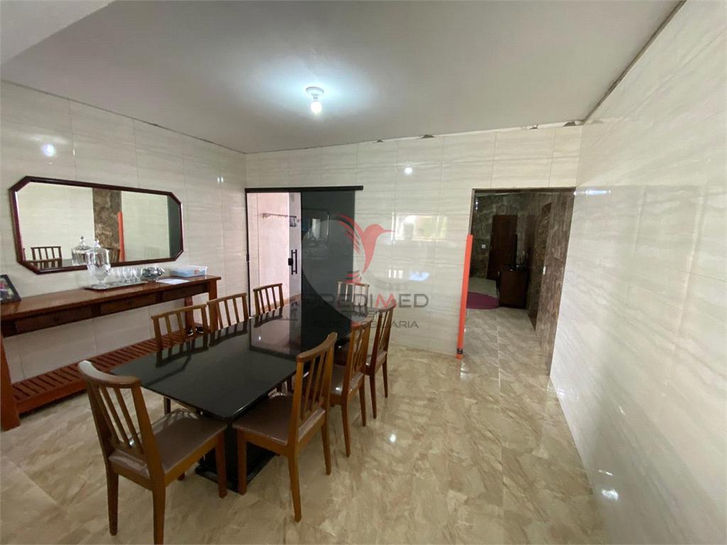 Casa de 2 quartos, 180m&sup2; no bairro Jardim Graja&uacute;, em Len&ccedil;&oacute;is Paulista  Lençóis Paulista - 