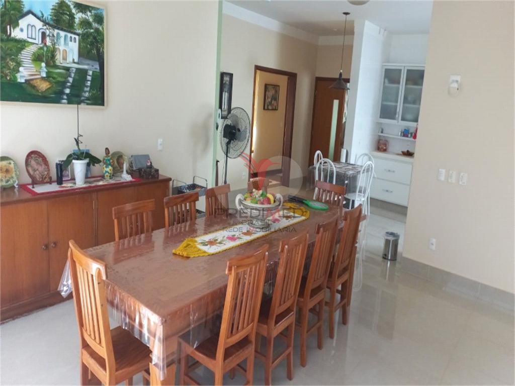 Casa de 2 quartos, 204m&sup2; no bairro Vila Irer&ecirc;, em Len&ccedil;&oacute;is Paulista  Lençóis Paulista - 