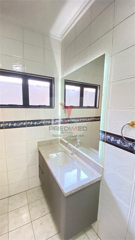 Casa de 3 quartos, 184m&sup2; no bairro Vila Nossa Senhora Aparecida, em Len&ccedil;&oacute;is Paulista  Lençóis Paulista - 