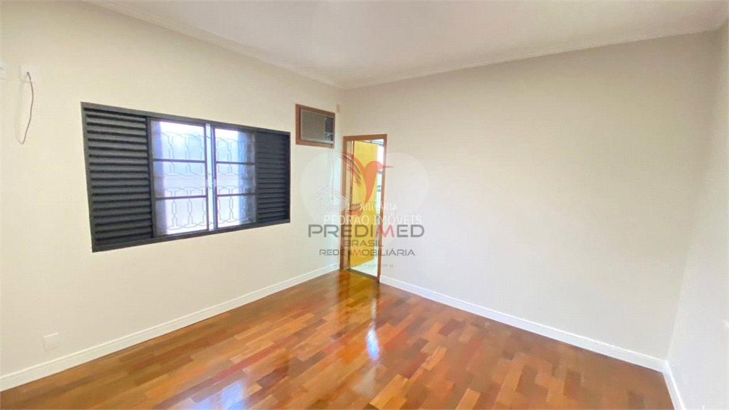 Casa de 3 quartos, 184m&sup2; no bairro Vila Nossa Senhora Aparecida, em Len&ccedil;&oacute;is Paulista  Lençóis Paulista - 