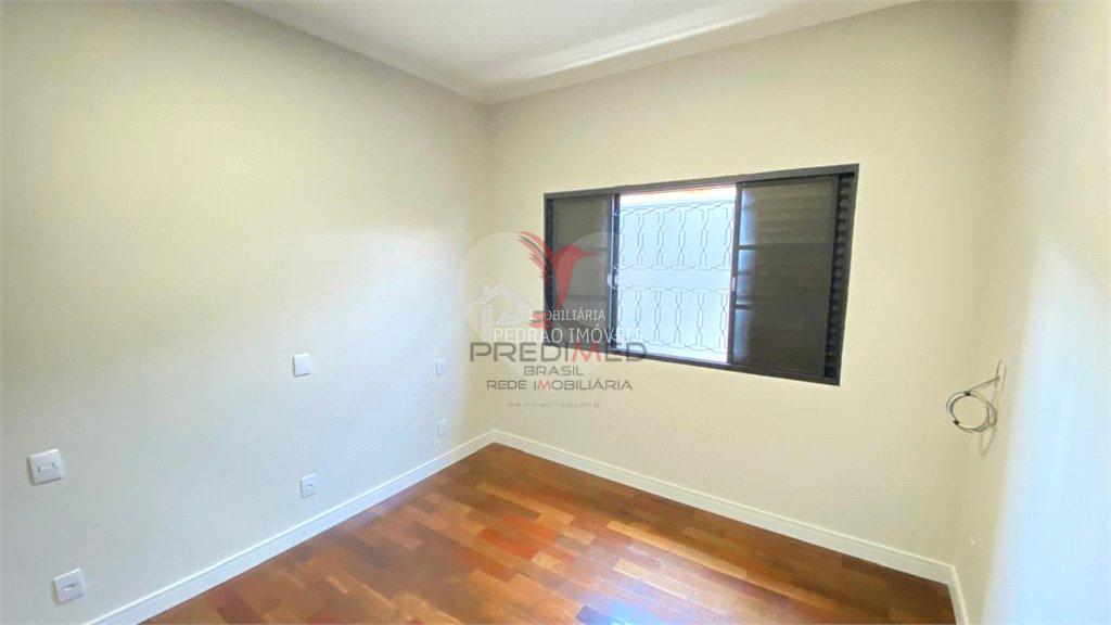 Casa de 3 quartos, 184m&sup2; no bairro Vila Nossa Senhora Aparecida, em Len&ccedil;&oacute;is Paulista  Lençóis Paulista - 