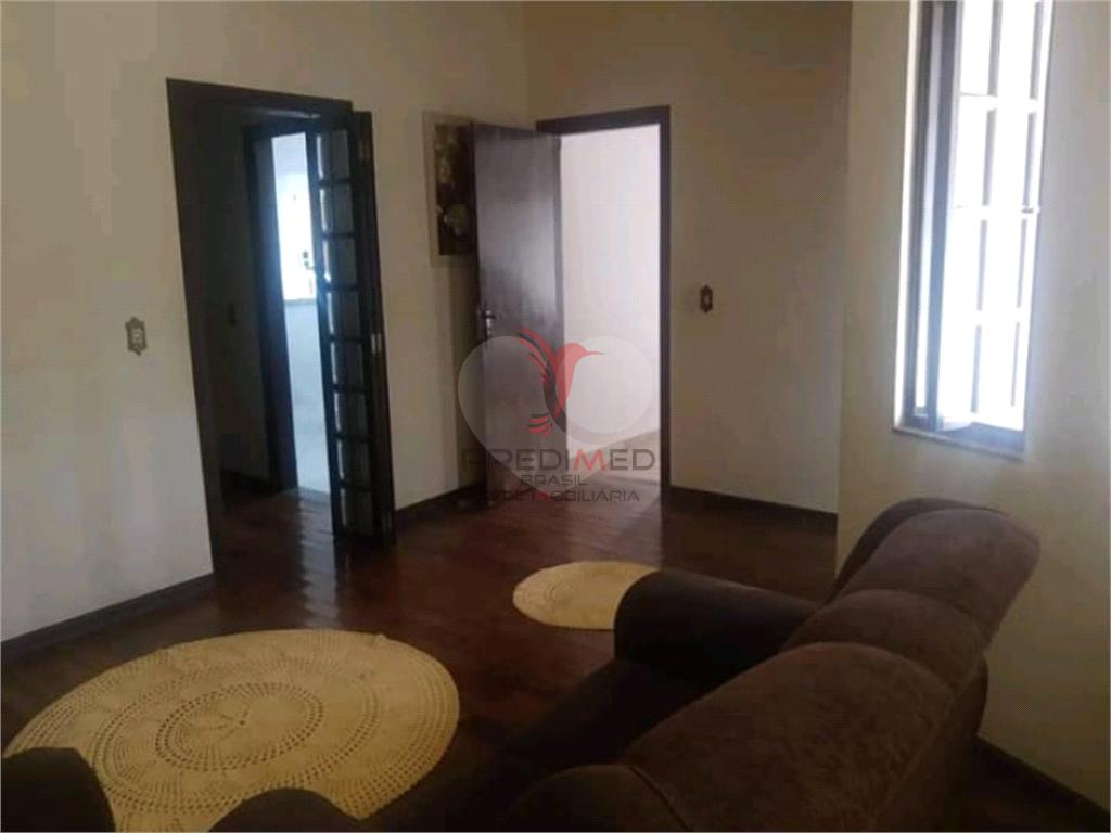 Casa de 3 quartos, 230m&sup2; no bairro Vila Antonieta I, em Len&ccedil;&oacute;is Paulista  Lençóis Paulista - 