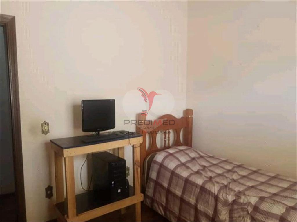 Casa de 3 quartos, 230m&sup2; no bairro Vila Antonieta I, em Len&ccedil;&oacute;is Paulista  Lençóis Paulista - 