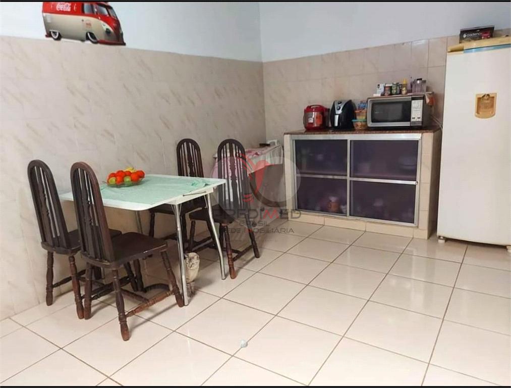 Casa de 3 quartos, 111m&sup2; no bairro Jardim S&atilde;o Jo&atilde;o, em Len&ccedil;&oacute;is Paulista  Lençóis Paulista - 